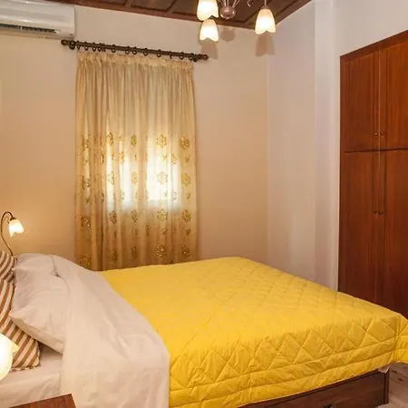 Argyro House I 레팀노